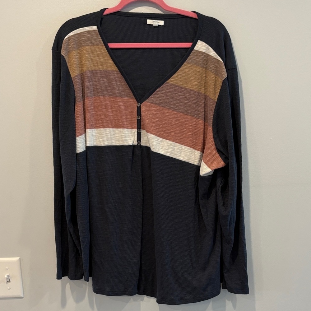 Maurices Black Multicolor V-Neck Blouse